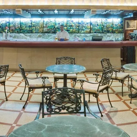 Hotel Vila Calella Ξενοδοχείο Καλέλα