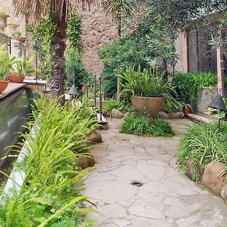 Hotel Vila Calella Ξενοδοχείο 3*
