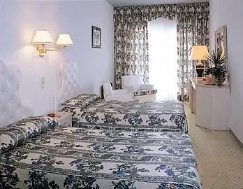 Hotel Vila Calella Отель
