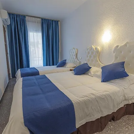 Hotel Vila Calella فندق كاليليا