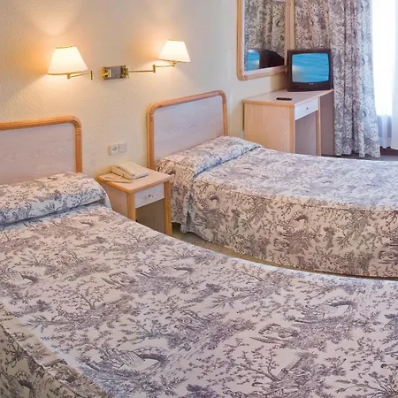Otel Hotel Vila Calella 3*