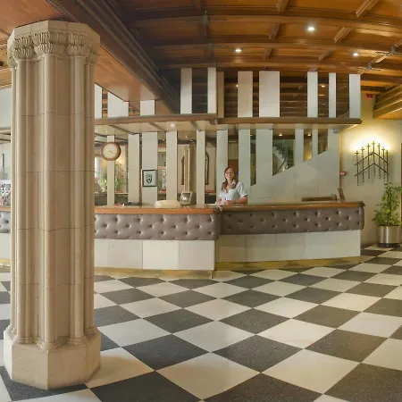 Hotel Vila Calella Otel