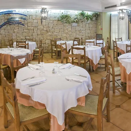 Hotel Vila Calella Otel