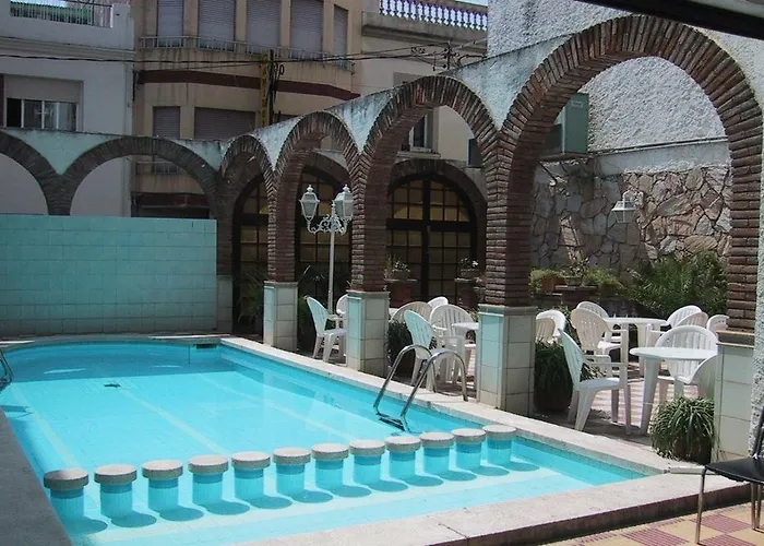 Hotel Vila Calella فندق